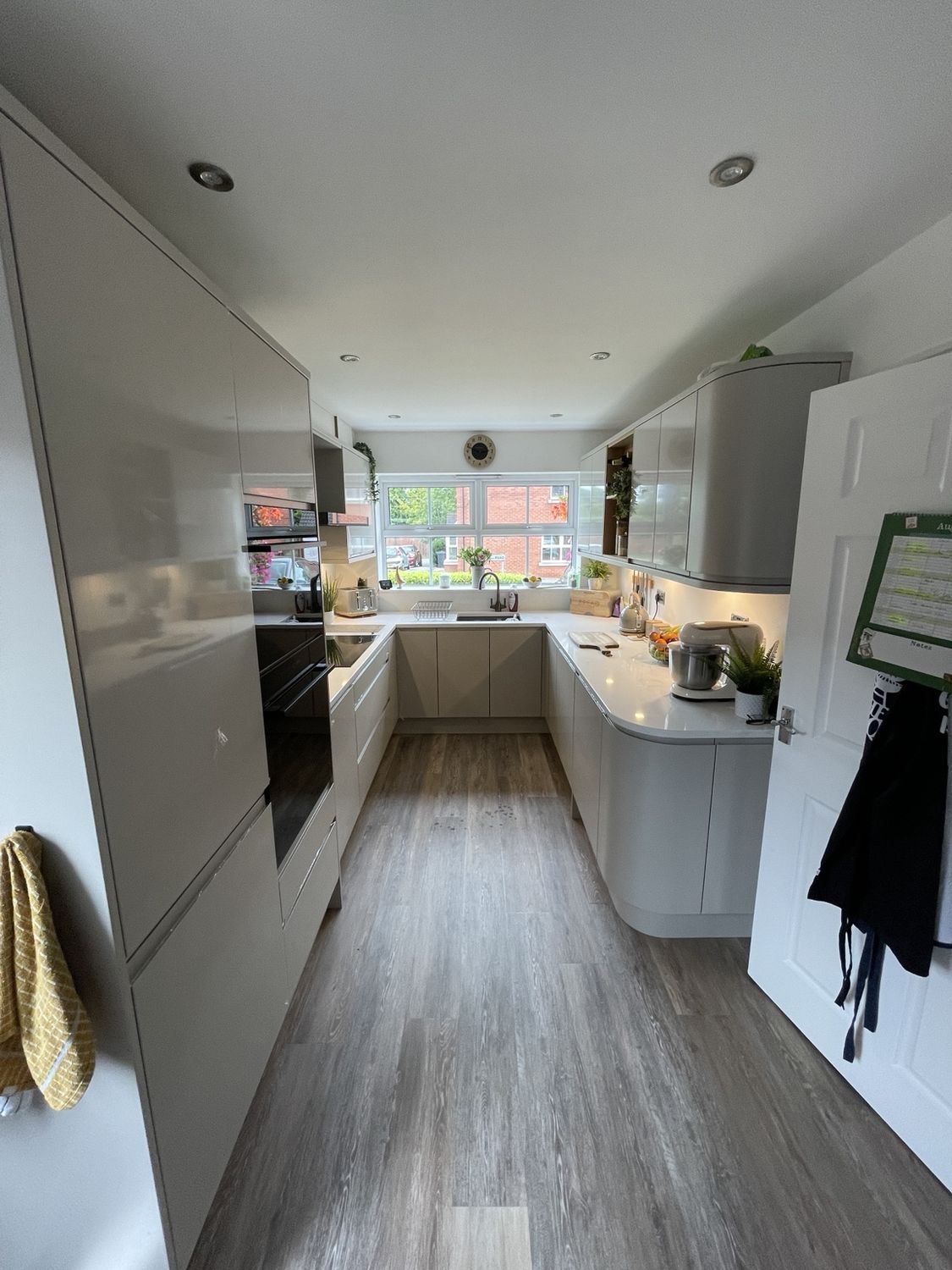 Modern Kitchen photo